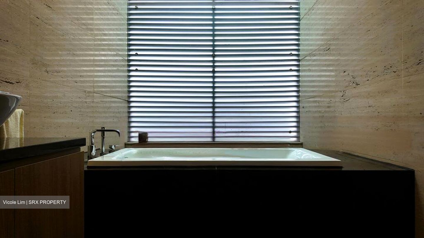 Charlton Park (D19), Semi-Detached #466241231